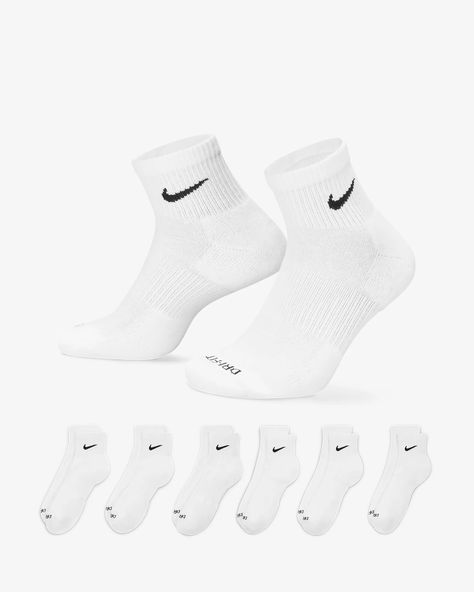 5 Nike socks